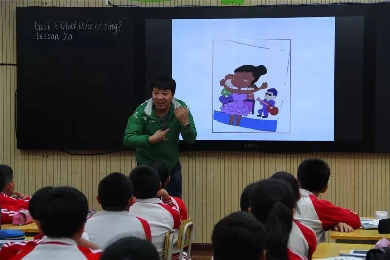 助力中日跨国课例交流，草桥小学打造“国际范”UCN智慧课堂(图5)